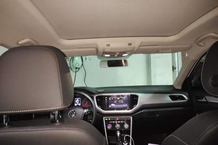 Used Volkswagen T-ROC 2021 Revised Version 280TSI DSG Two-Wheel Drive Elite Connect Edition Headliner