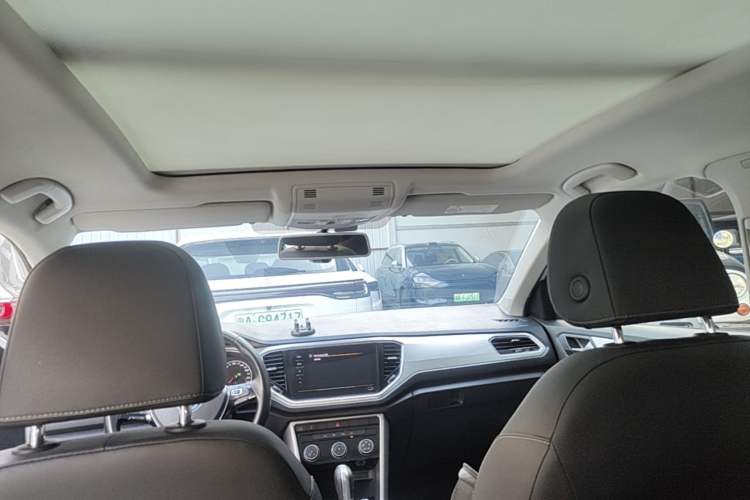 Used Volkswagen T-ROC 2021 Revised Version 280TSI DSG Two-Wheel Drive Elite Connect Edition Headliner