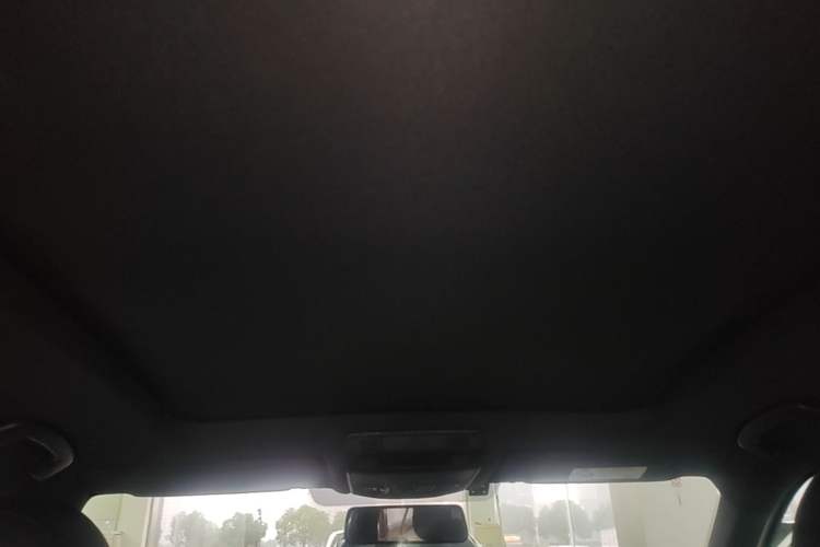 Used Volkswagen T-ROC 2021 Revised Version 280TSI DSG Two-Wheel Drive R-Line Pro Connected Car Edition Headliner