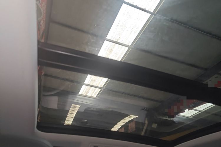 Used Volkswagen T-ROC 2021 280TSI DSG Two-Wheel Drive Comfort Connect 30th Anniversary Edition Headliner