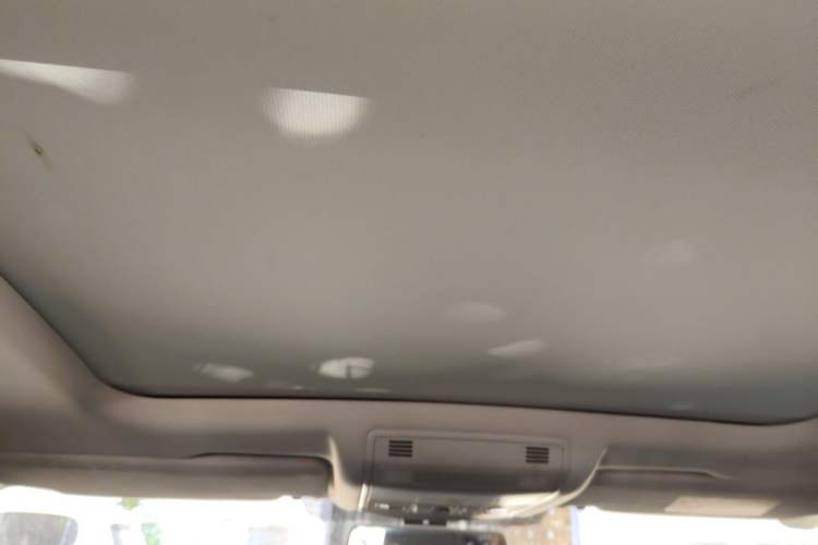 Used Volkswagen T-ROC 2021 Revised Version 280TSI DSG Two-Wheel Drive Comfort & Smart Connectivity Edition Headliner