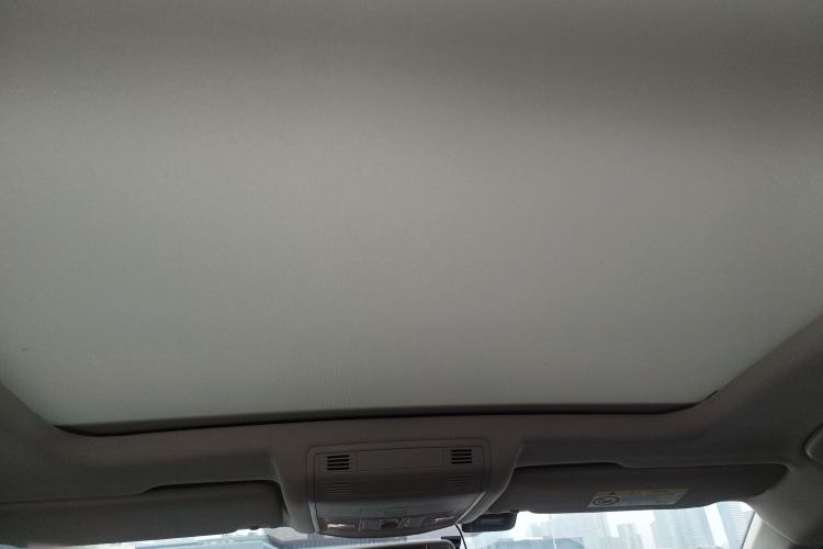 Used Volkswagen T-ROC 2021 280TSI DSG Two-Wheel Drive Comfort Connect Edition Headliner