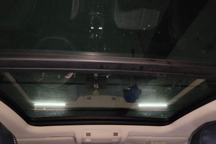 Used Volkswagen T-ROC 2021 280TSI DSG Two-Wheel Drive Comfort Connect 30th Anniversary Edition Headliner