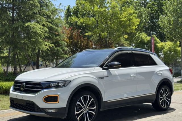 Used Volkswagen T-ROC 2021 280TSI DSG Two-Wheel Drive Comfort Connect 30th Anniversary Edition