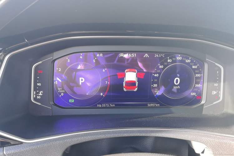 Used Volkswagen T-ROC 2021 280TSI DSG Two-Wheel Drive Luxury Smart Connectivity Version Instrument Cluster
