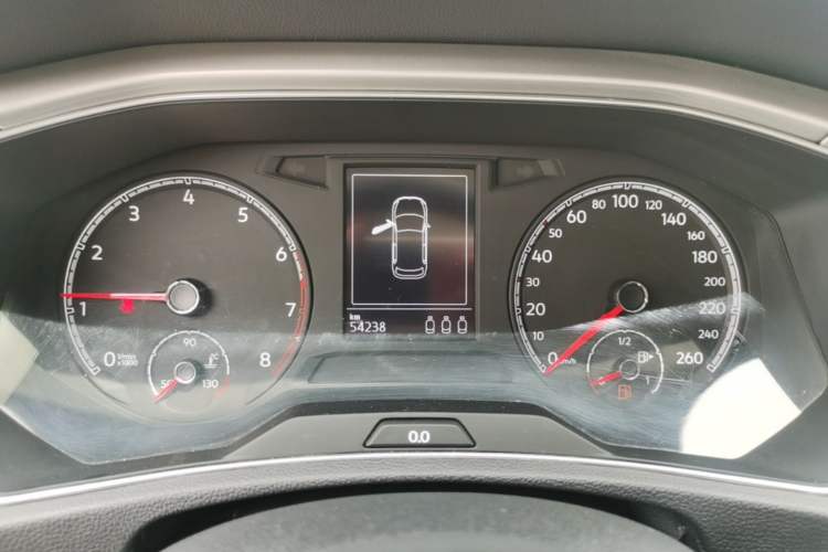 Used Volkswagen T-ROC 2021 280TSI DSG Two-Wheel Drive Elite Connect Edition Instrument Cluster