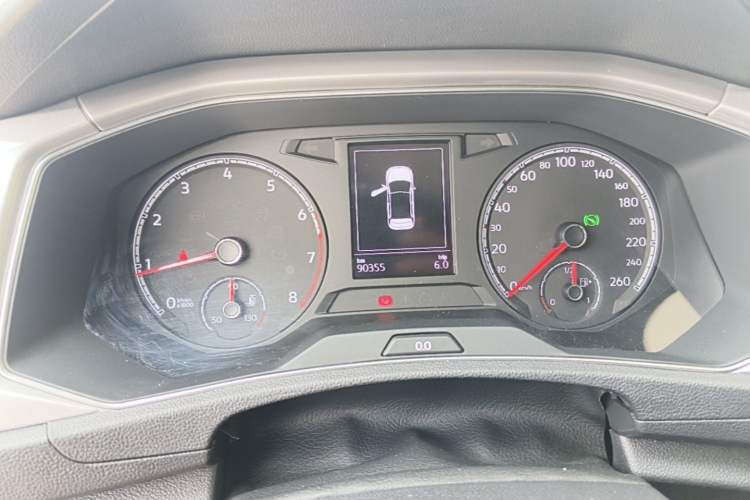 Used Volkswagen T-ROC 2021 Revised Version 280TSI DSG Two-Wheel Drive Elite Connect Edition Instrument Cluster