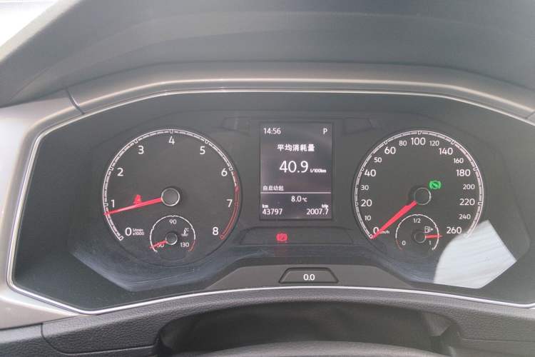 Used Volkswagen T-ROC 2021 280TSI DSG Two-Wheel Drive Elite Connect Edition Instrument Cluster