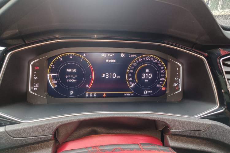 Used Volkswagen T-ROC 2021 280TSI DSG Two-Wheel Drive Comfort Connect 30th Anniversary Edition Instrument Cluster