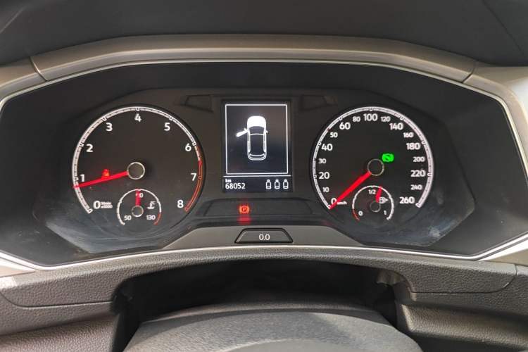 Used Volkswagen T-ROC 2021 280TSI DSG Two-Wheel Drive Elite Connect Edition Instrument Cluster