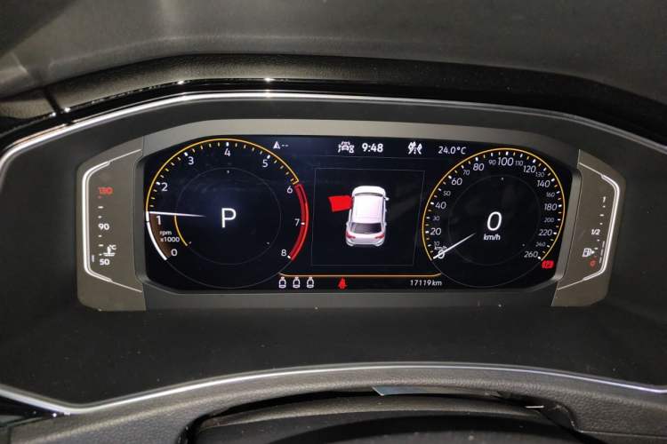 Used Volkswagen T-ROC 2021 280TSI DSG Two-Wheel Drive Comfort Connect 30th Anniversary Edition Instrument Cluster