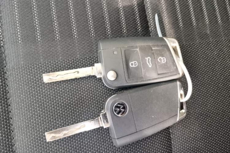 Used Volkswagen T-ROC 2021 Revised Version 280TSI DSG Two-Wheel Drive Elite Connect Edition Interior 1