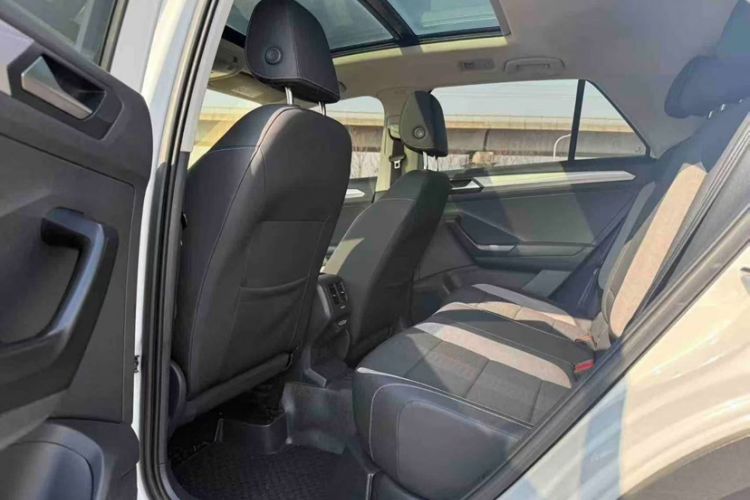 Used Volkswagen T-ROC 2021 Revised Version 280TSI DSG Two-Wheel Drive Elite Connect Edition Interior 1