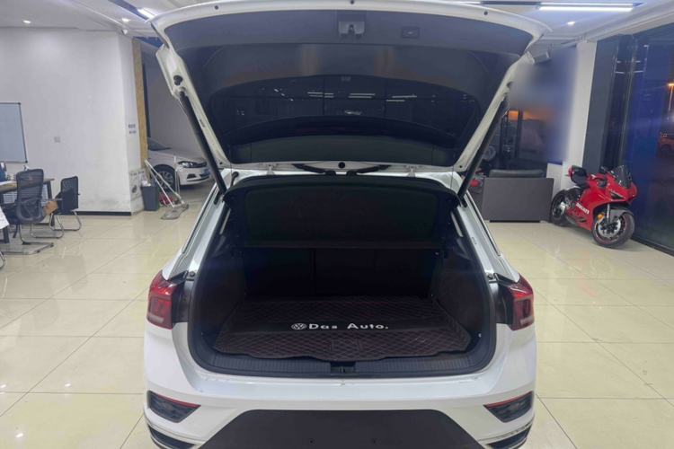 Used Volkswagen T-ROC 2021 280TSI DSG Two-Wheel Drive Comfort Connect Edition Interior 10