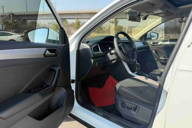 Used Volkswagen T-ROC 2021 Revised Version 280TSI DSG Two-Wheel Drive Elite Connect Edition Interior 2