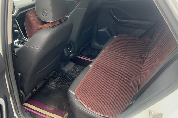 Used Volkswagen T-ROC 2021 280TSI DSG Two-Wheel Drive Elite Connect Edition Interior 3
