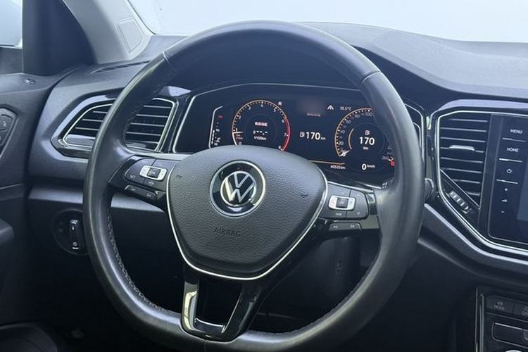 Used Volkswagen T-ROC 2021 280TSI DSG Two-Wheel Drive Comfort Connect Edition Interior 3