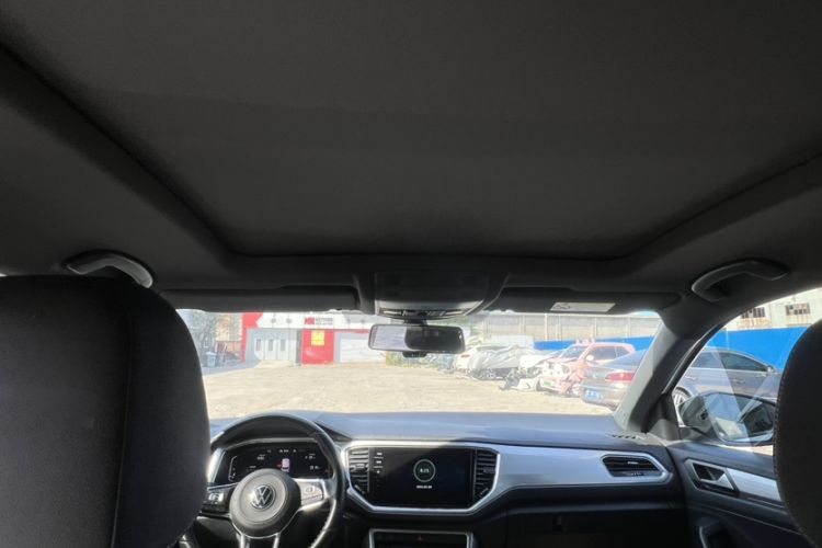 Used Volkswagen T-ROC 2021 280TSI DSG Two-Wheel Drive R-Line Pro Connected Version Interior 3