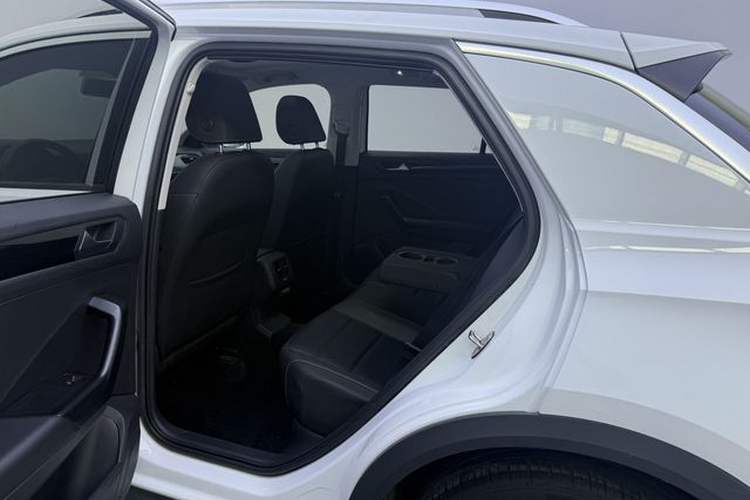 Used Volkswagen T-ROC 2021 280TSI DSG Two-Wheel Drive Comfort Connect Edition Interior 5