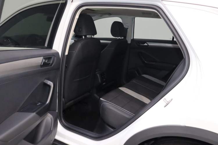 Used Volkswagen T-ROC 2021 Revised Version 280TSI DSG Two-Wheel Drive Elite Connect Edition Interior 5