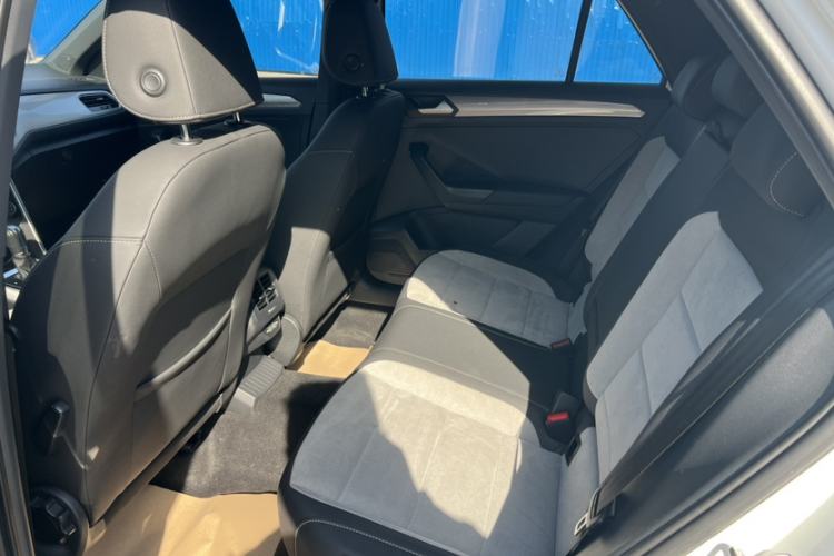 Used Volkswagen T-ROC 2021 280TSI DSG Two-Wheel Drive R-Line Pro Connected Version Interior 8