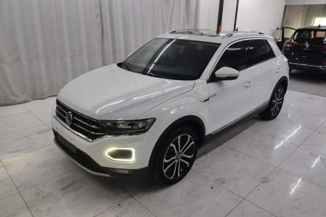 Used Volkswagen T-ROC 2021 280TSI DSG Two-Wheel Drive Comfort Connect Edition
