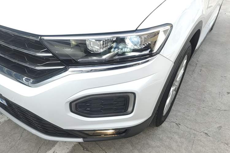 Used Volkswagen T-ROC 2021 Revised Version 280TSI DSG Two-Wheel Drive Elite Connect Edition Left Front Headlight