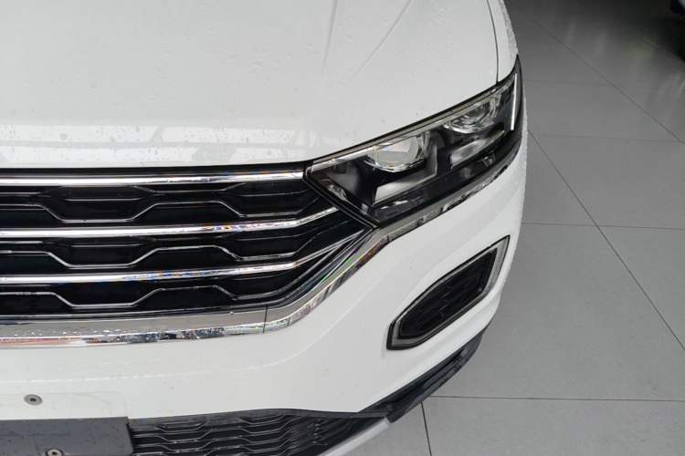 Used Volkswagen T-ROC 2021 Revised Version 280TSI DSG Two-Wheel Drive Comfort & Smart Connectivity Edition Left Front Headlight
