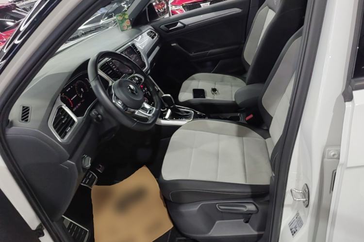Used Volkswagen T-ROC 2021 280TSI DSG Two-Wheel Drive R-Line Pro Connected Version Left Front Seat