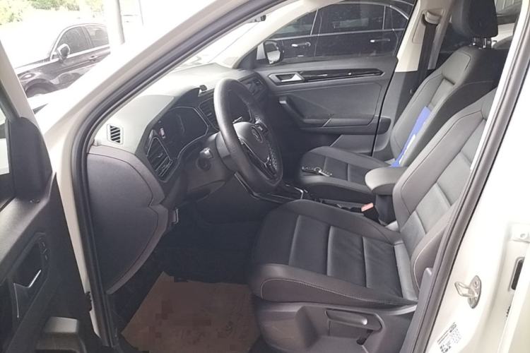 Used Volkswagen T-ROC 2021 280TSI DSG Two-Wheel Drive Comfort Connect Edition Left Front Seat