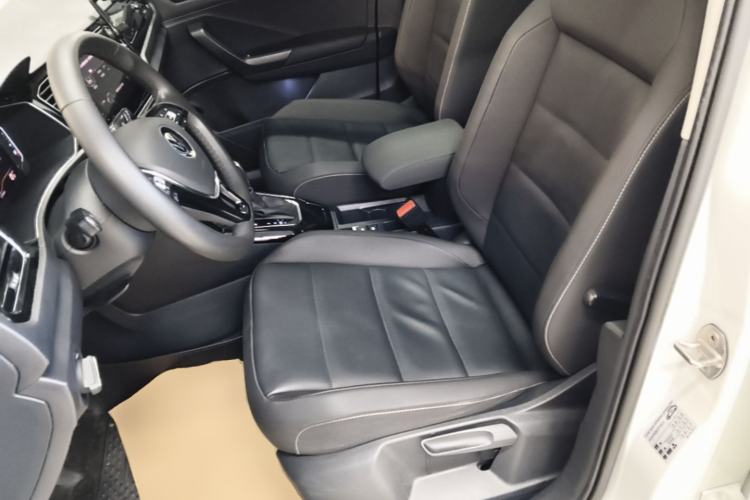 Used Volkswagen T-ROC 2021 280TSI DSG Two-Wheel Drive Comfort Connect Edition Left Front Seat