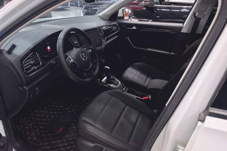Used Volkswagen T-ROC 2021 280TSI DSG Two-Wheel Drive Comfort Connect Edition Left Front Seat