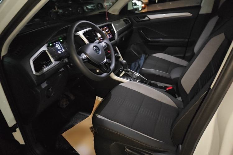 Used Volkswagen T-ROC 2021 Revised Version 280TSI DSG Two-Wheel Drive Elite Connect Edition Left Front Seat