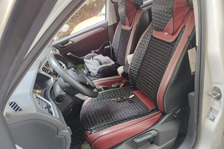 Used Volkswagen T-ROC 2021 280TSI DSG Two-Wheel Drive Elite Connect Edition Left Front Seat