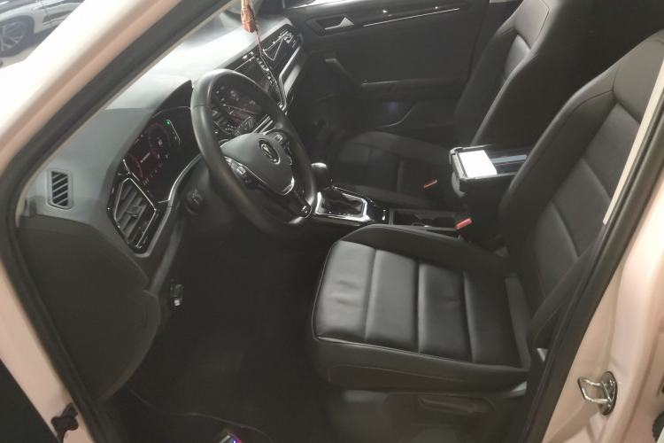 Used Volkswagen T-ROC 2021 Revised Version 280TSI DSG Two-Wheel Drive Comfort & Smart Connectivity Edition Left Front Seat