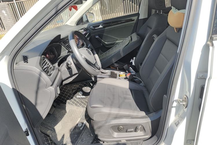 Used Volkswagen T-ROC 2021 280TSI DSG Two-Wheel Drive Comfort Connect Edition Left Front Seat
