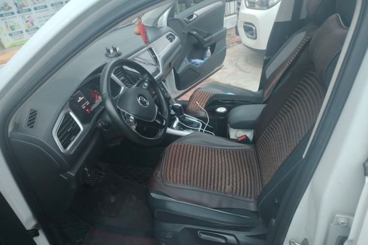 Used Volkswagen T-ROC 2021 Revised Version 280TSI DSG Two-Wheel Drive Elite Connect Edition Left Front Seat
