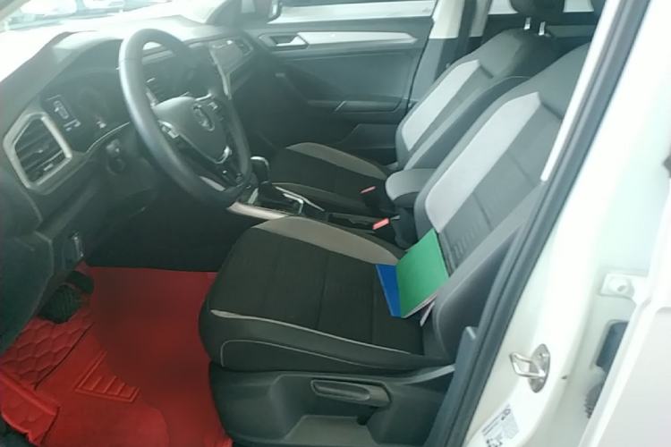 Used Volkswagen T-ROC 2021 280TSI DSG Two-Wheel Drive Elite Connect Edition Left Front Seat