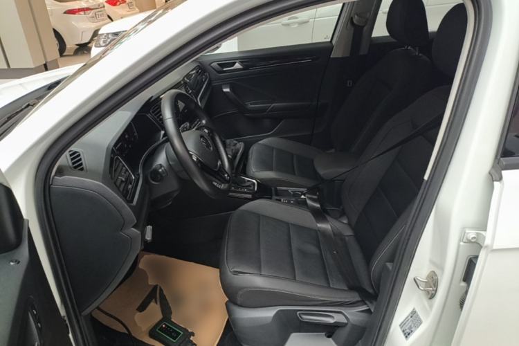 Used Volkswagen T-ROC 2021 280TSI DSG Two-Wheel Drive Comfort Connect Edition Left Front Seat