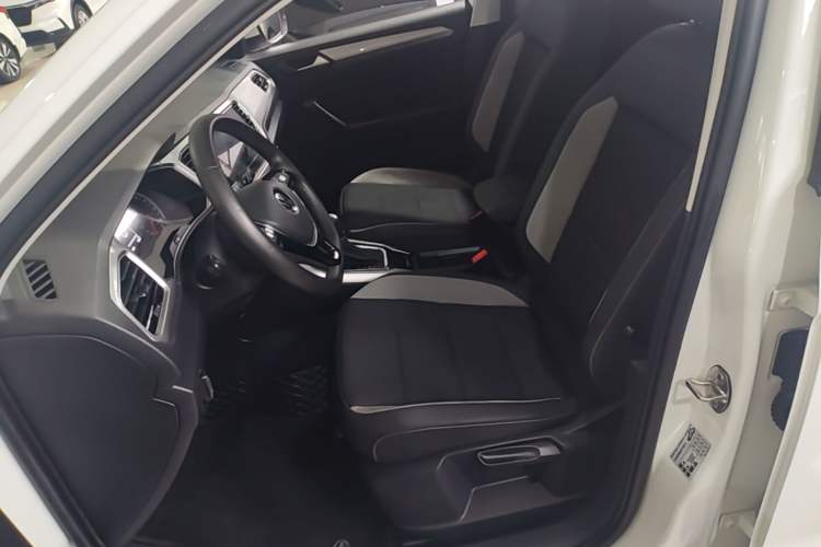 Used Volkswagen T-ROC 2021 280TSI DSG Two-Wheel Drive Elite Connect Edition Left Front Seat