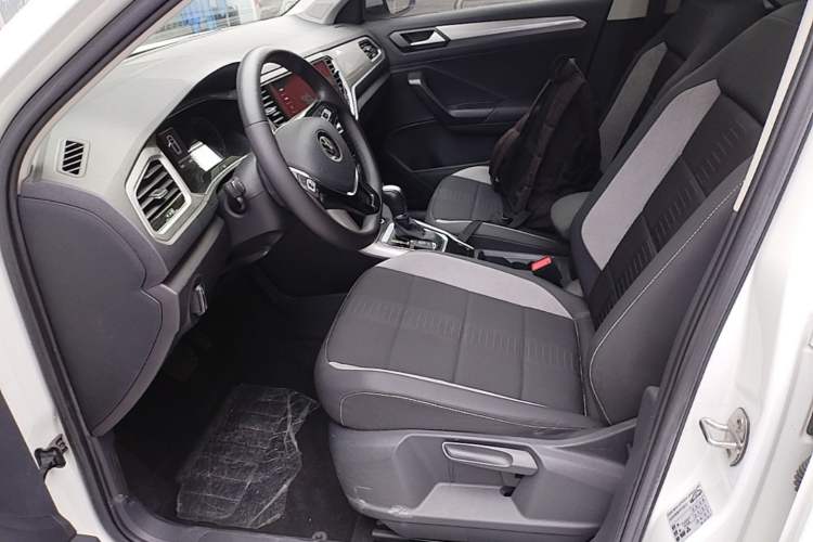 Used Volkswagen T-ROC 2021 Revised Version 280TSI DSG Two-Wheel Drive Elite Connect Edition Left Front Seat