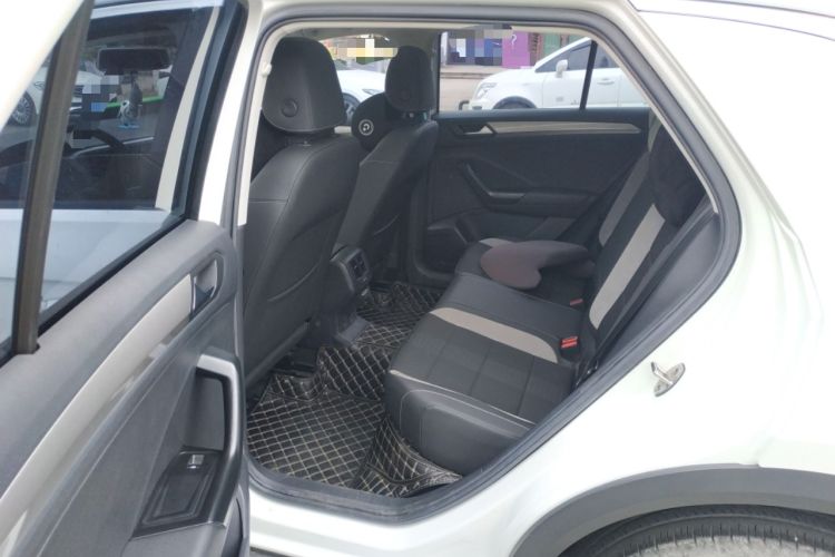 Used Volkswagen T-ROC 2021 Revised Version 280TSI DSG Two-Wheel Drive Elite Connect Edition Left Rear Seat