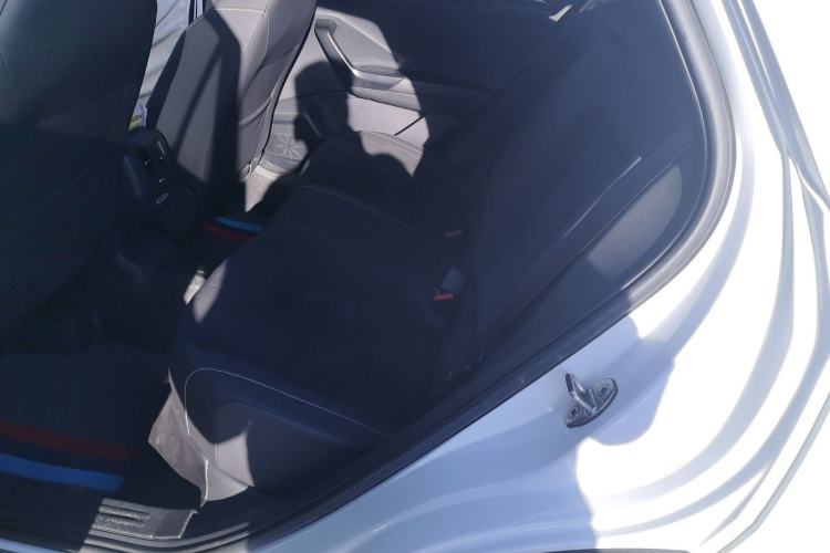 Used Volkswagen T-ROC 2021 280TSI DSG Two-Wheel Drive Luxury Smart Connectivity Version Left Rear Seat