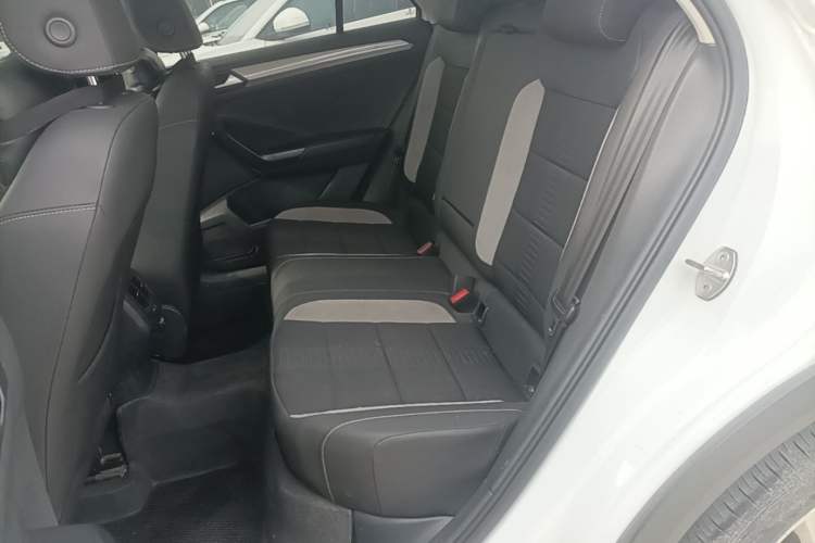 Used Volkswagen T-ROC 2021 280TSI DSG Two-Wheel Drive Elite Connect Edition Left Rear Seat