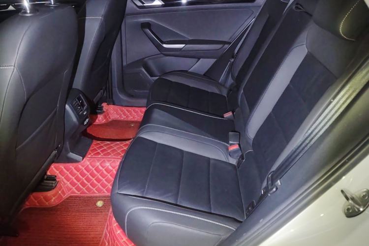 Used Volkswagen T-ROC 2021 280TSI DSG Two-Wheel Drive Comfort Connect Edition Left Rear Seat