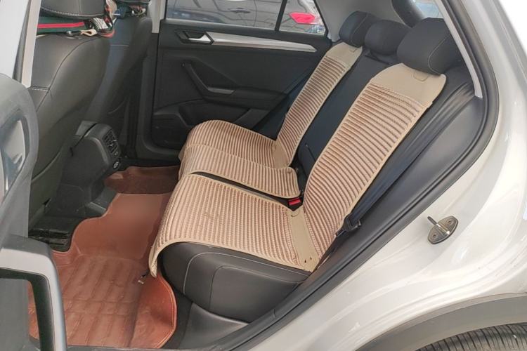 Used Volkswagen T-ROC 2021 Revised Version 280TSI DSG Two-Wheel Drive Elite Connect Edition Left Rear Seat