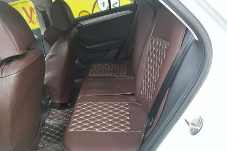 Used Volkswagen T-ROC 2021 280TSI DSG Two-Wheel Drive Elite Connect Edition Left Rear Seat