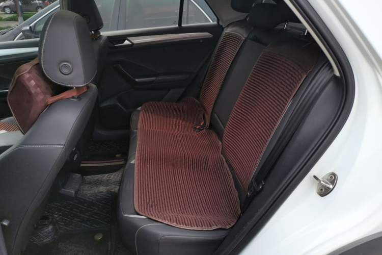 Used Volkswagen T-ROC 2021 280TSI DSG Two-Wheel Drive Elite Connect Edition Left Rear Seat