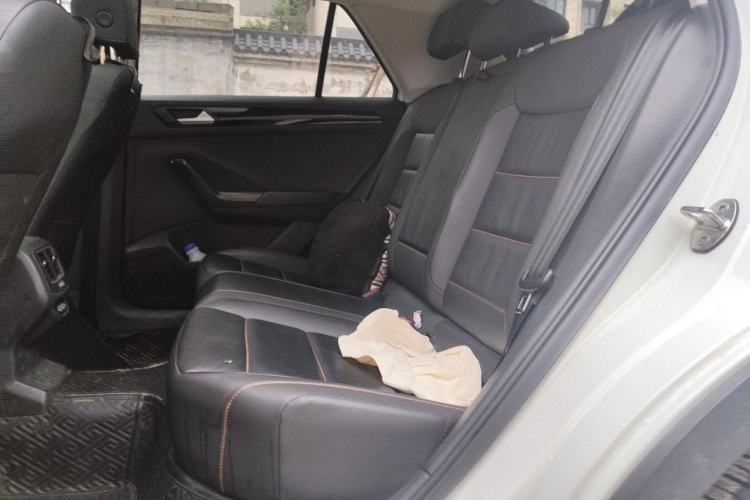 Used Volkswagen T-ROC 2021 280TSI DSG Two-Wheel Drive Comfort Connect 30th Anniversary Edition Left Rear Seat