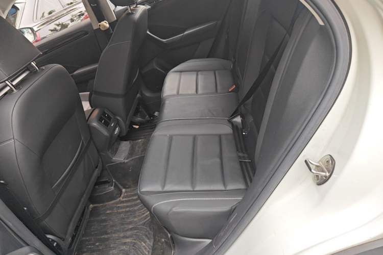 Used Volkswagen T-ROC 2021 280TSI DSG Two-Wheel Drive Comfort Connect Edition Left Rear Seat